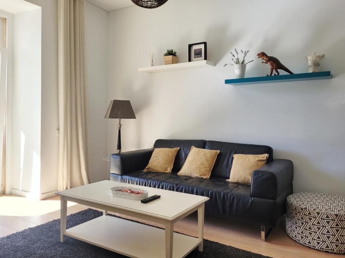 Sunny Arroios Apartment Lisbon Luaran gambar